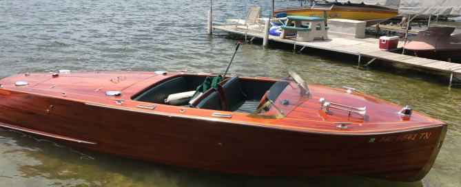 Mahogany-wood-boat