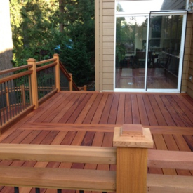 Mahogany-decking-with-cedar-railing